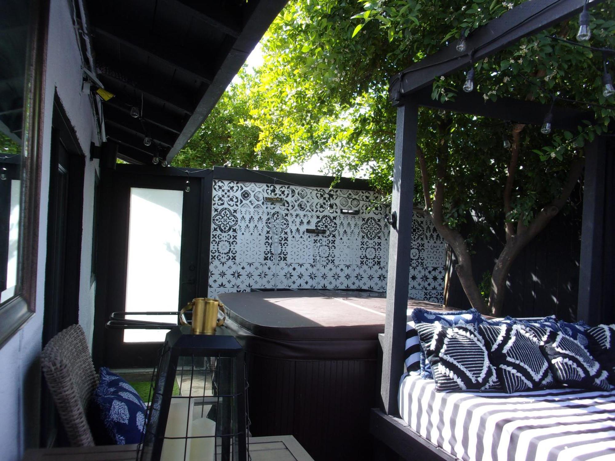 Updated Dwntwn 2Bd Twnhse W/Hot Tub& Private Patio بالم سبرينغس المظهر الخارجي الصورة